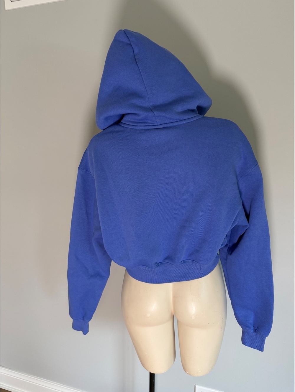 Nike Women's Cropped Hoodie in Blue XS - Picture 9 of 10
